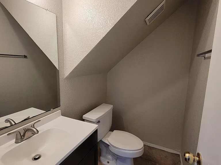 3200 Mountain Ridge Dr — Photo 52
