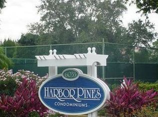 6033 34th St W APT 4, Bradenton, FL 34210