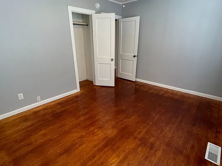 1111 Seminary Ave — Photo 19