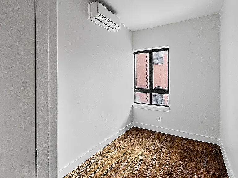 12 Belvidere St #3B — Photo 4