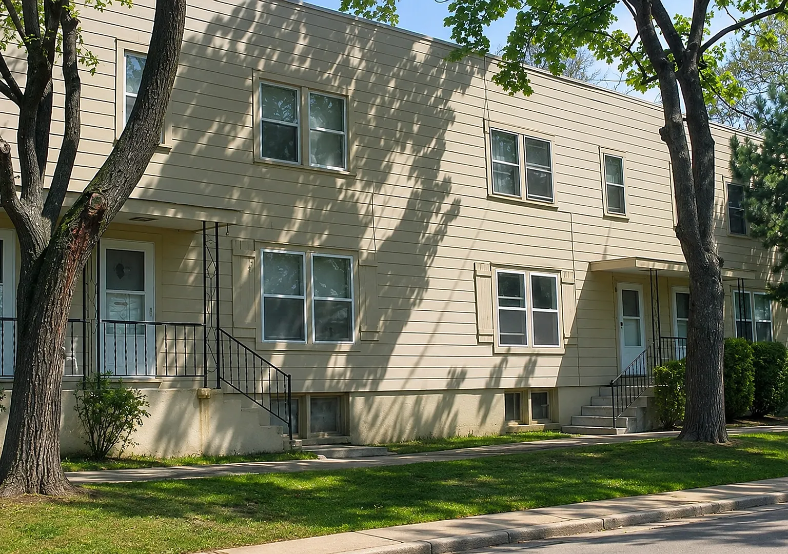 514-522 Douglas — Photo 1