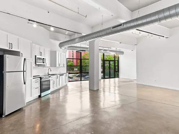 444 N 4th St Unit 216, Philadelphia, PA 19123