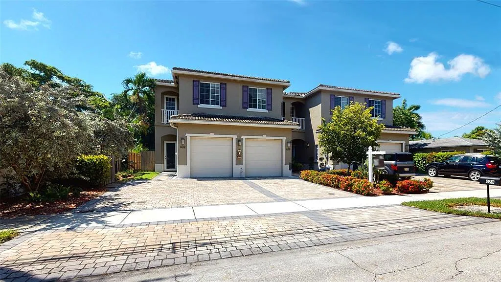 3 bed, 2.5 bath, 1830 sqft, $4,300 — Photo 3
