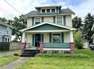 277 E 2nd St, Girard, OH 44420