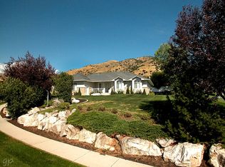 122 Winding Way, Logan, UT 84321