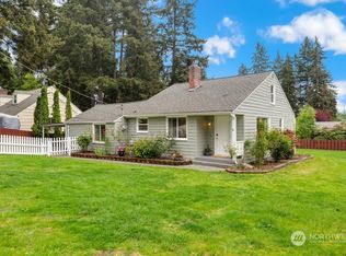 16012 33rd Ave NE, Seattle, WA