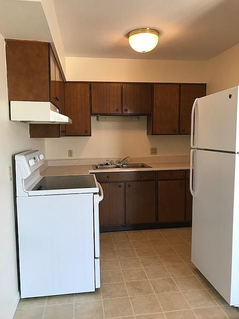 Kitchen with appliances