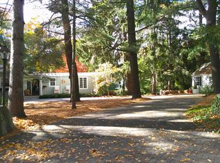 21 Brackenbury Ln, Beverly, MA 01915