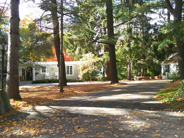 21 Brackenbury Lane, Beverly, MA 01915