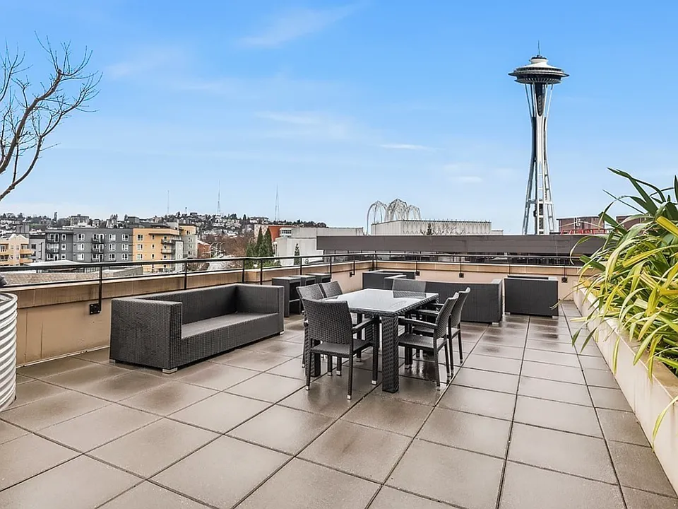 2911 2nd Ave #310