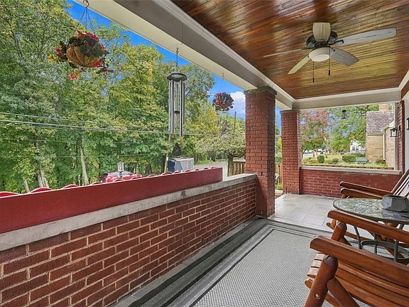 3rd image of 136 Cornell Ave
