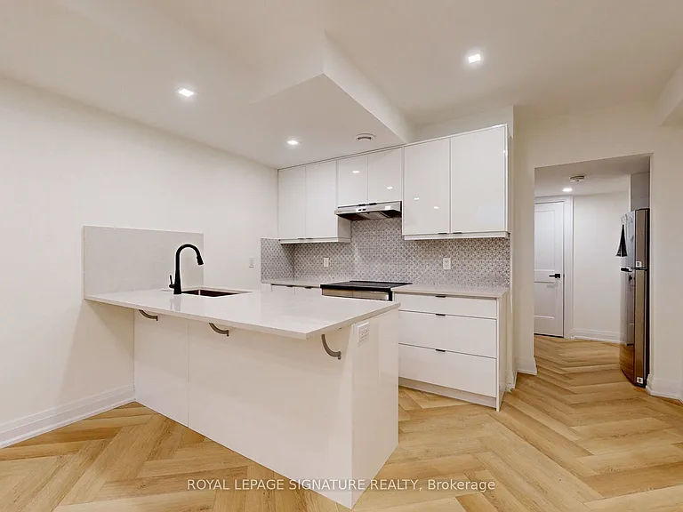 3028 William Cutmore Blvd #BASEMENT — Photo 15