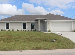 405 SE 13th St, Cape Coral, FL 33990
