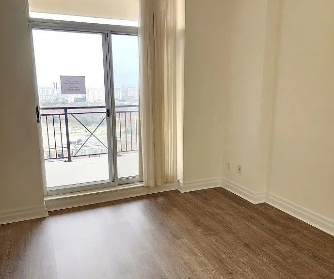 1101 Leslie St #Penthouse 2006 — Photo 8