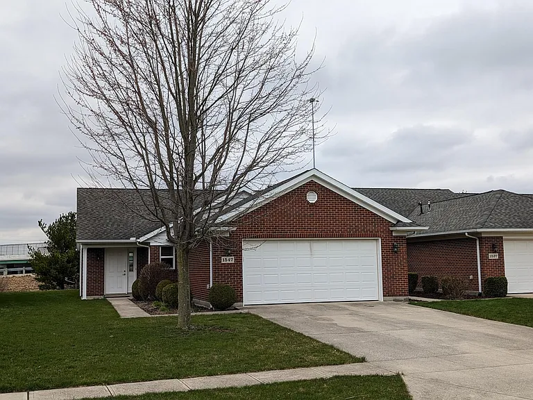 1547 Cumberland Ave — Photo 1