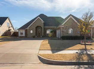 1717 Shoal Creek Dr, Wichita Falls, TX 76310