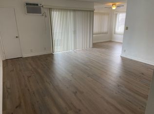14275 Dickens St #12, Sherman Oaks, CA 91423