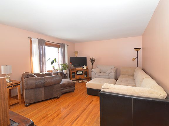 5th image of 5801 Cavell Ave N