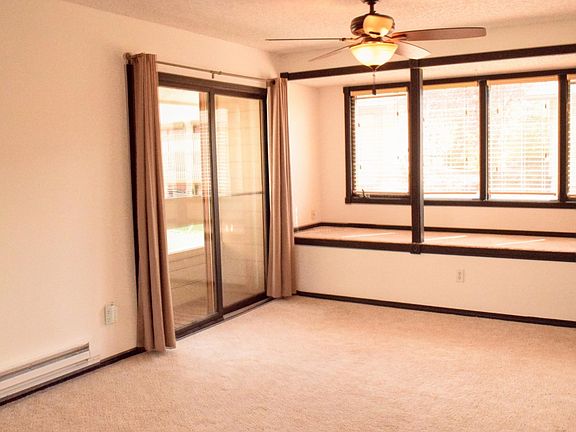 upper level living room