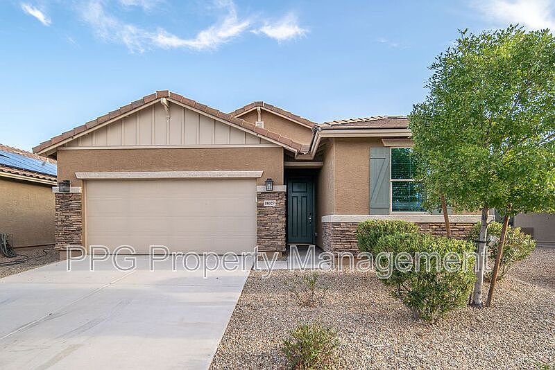 1st image of 18027 W Tina Ln