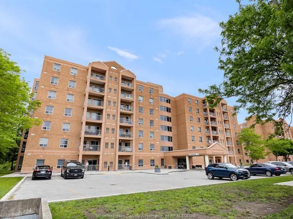 3915 Southwinds Dr #101, Windsor, ON N9G 2S8