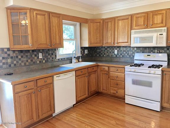 2nd image of 7604 Bramble Ln