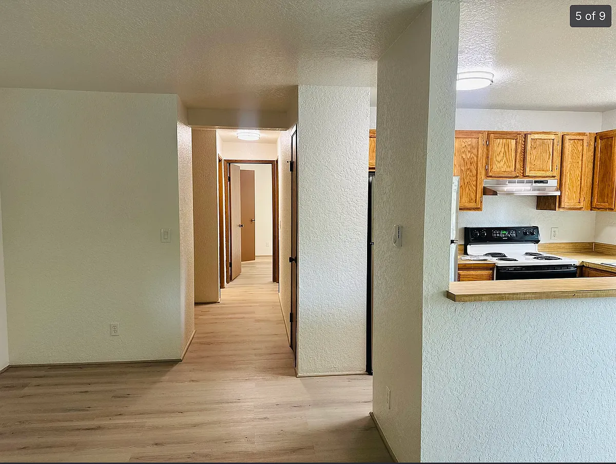 Building Photo - 1719 NW 57th St #203
