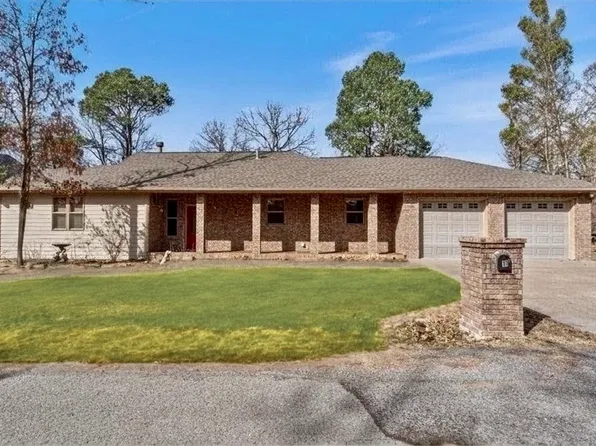 11 Hillcrest Dr, Eureka Springs, AR 72631