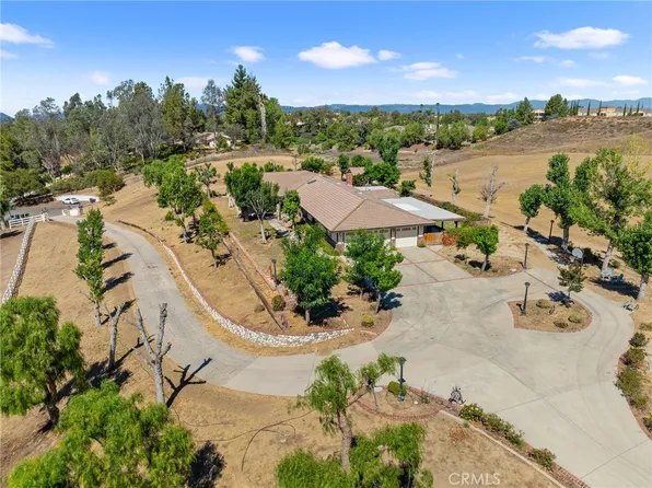 41050 Mesa Robles Cir, Temecula, CA 92592