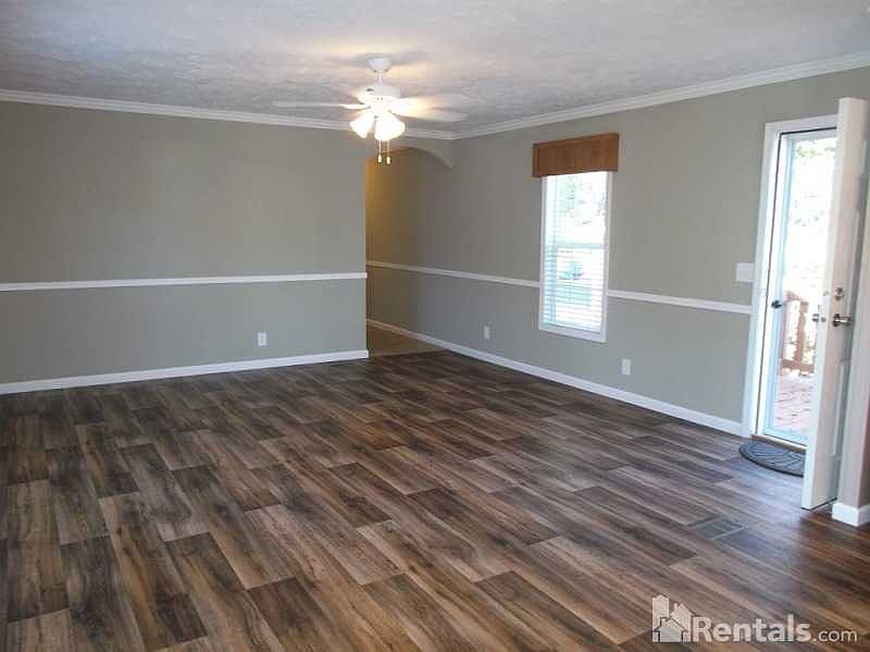 2nd image of 5504 Forest Rd