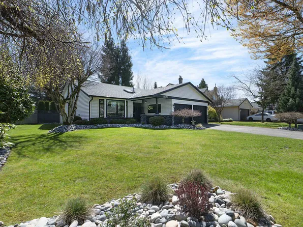 15496 93rd Ave, Surrey, BC V3R 9B6
