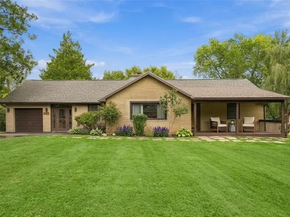 9175 Hubbard Rd, Allison Park, PA 15101