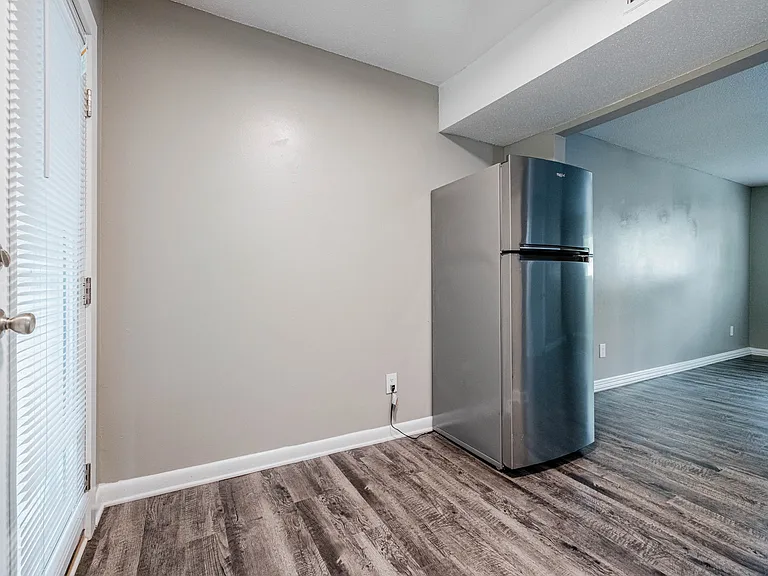 633 Chappell Dr — Photo 4