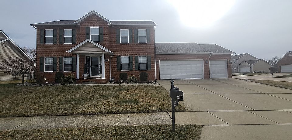 1st image of 300 Aberdeen Dr