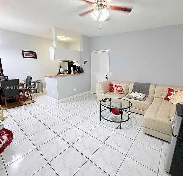 9729 Hammocks Blvd #203E — Photo 3