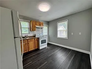 2335 Plaza Dr — Photo 8