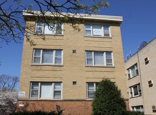5746 N Maplewood Ave #3, Chicago, IL 60659