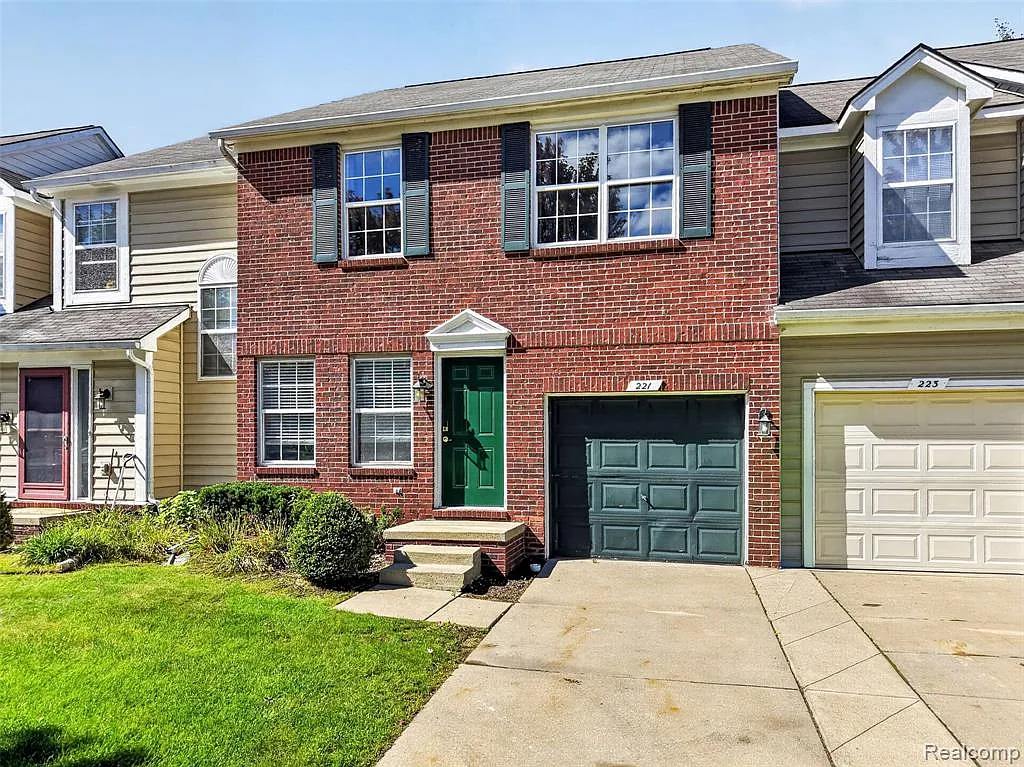 3 bed, 2.5 bath, 1401 sqft, $2,000 — Photo 4