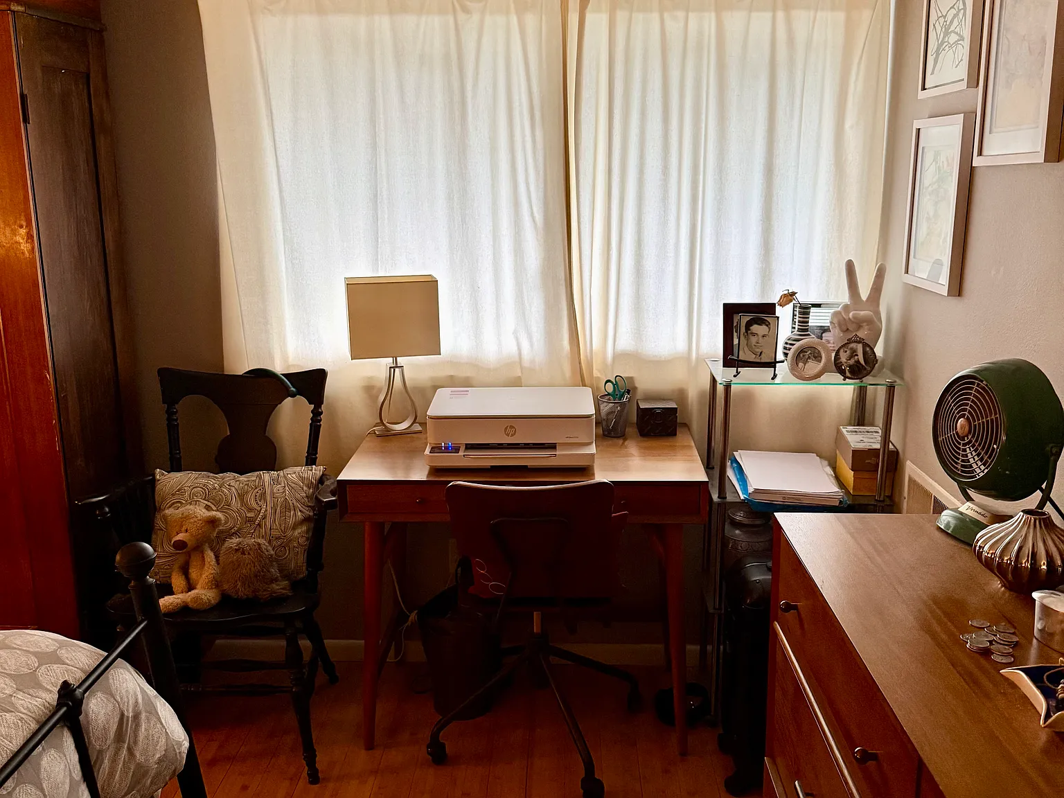 1 bed, 700 sqft, $2,050 — Photo 2