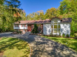 24 Sage Dr, Warren, NJ 07059