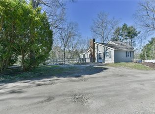 20 Breaults Landing Rd, Thompson, CT 06277
