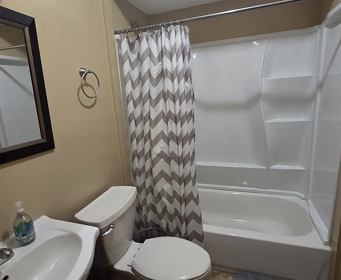 506 Lexington Pkwy N #1 — Photo 11