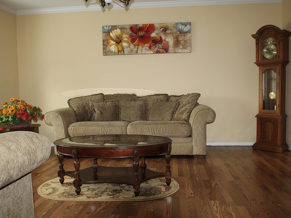 1st image of 3201 Linda Ln
