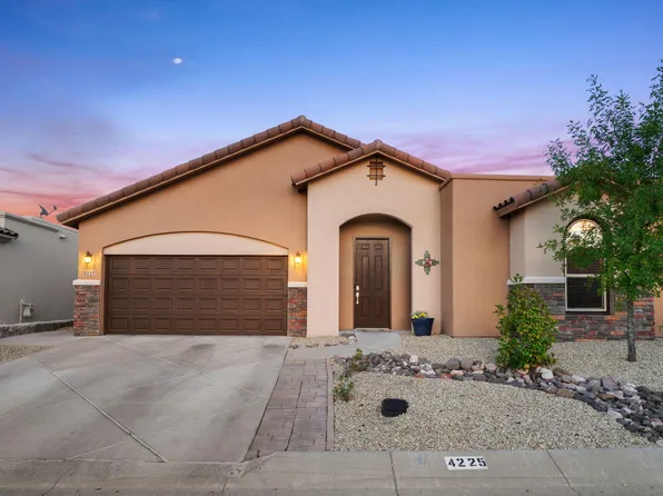 4225 Sommerset Arc, Las Cruces, NM 88011