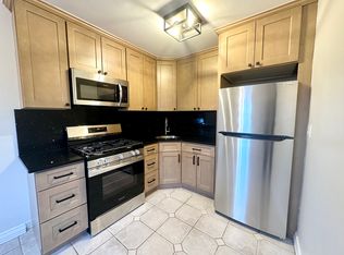 47-34 215th St #3, Bayside, NY 11361