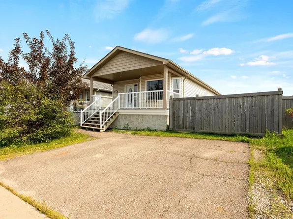 209 NW Ash Way, Wood Buffalo, AB T9K 0E9