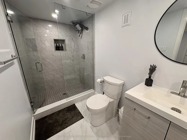 77 Horning Dr E — Photo 32