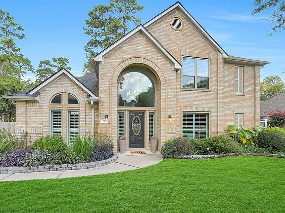 3rd image of 723 Forest Lane Dr