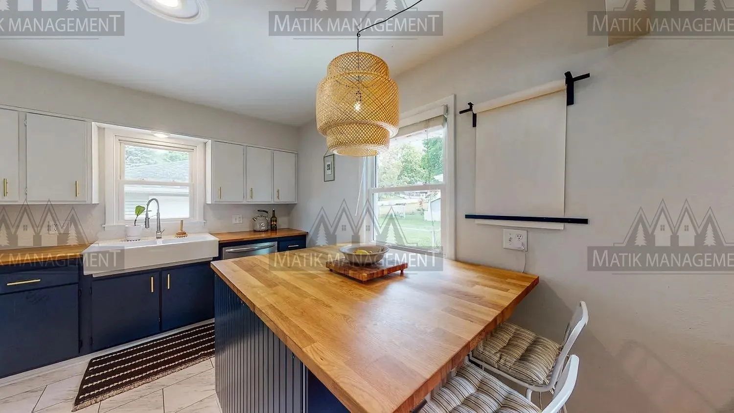 4 bed, 1687 sqft, $1,995 — Photo 4