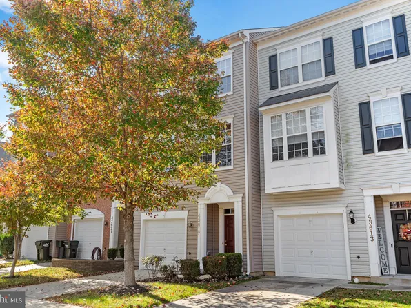 43617 Marguerite St, California, MD 20619